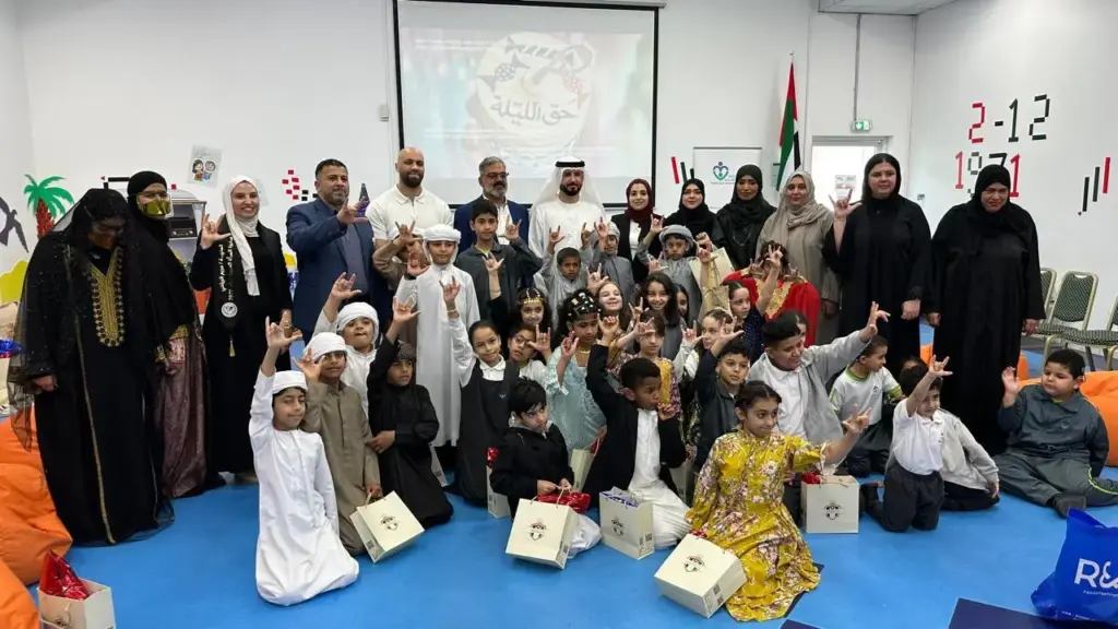 صورة من مبادرة حق الليلة مع مدرسة الأمل للصم